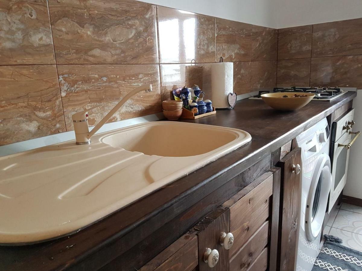 Apartment Straja Lupeni  Екстериор снимка