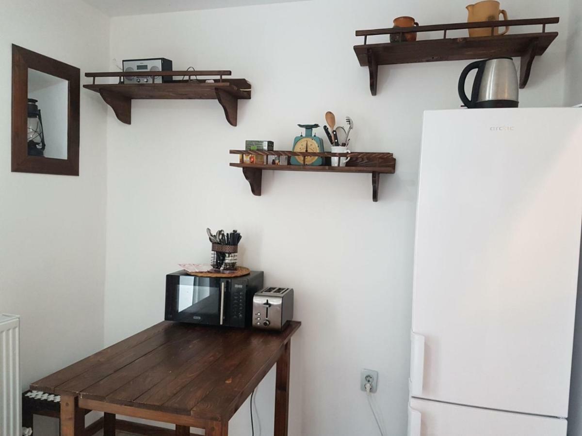 Apartment Straja Lupeni  Екстериор снимка